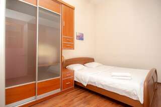 Апартаменты Kiev Accommodation on Mihailovska street Киев Стандартные апартаменты-36
